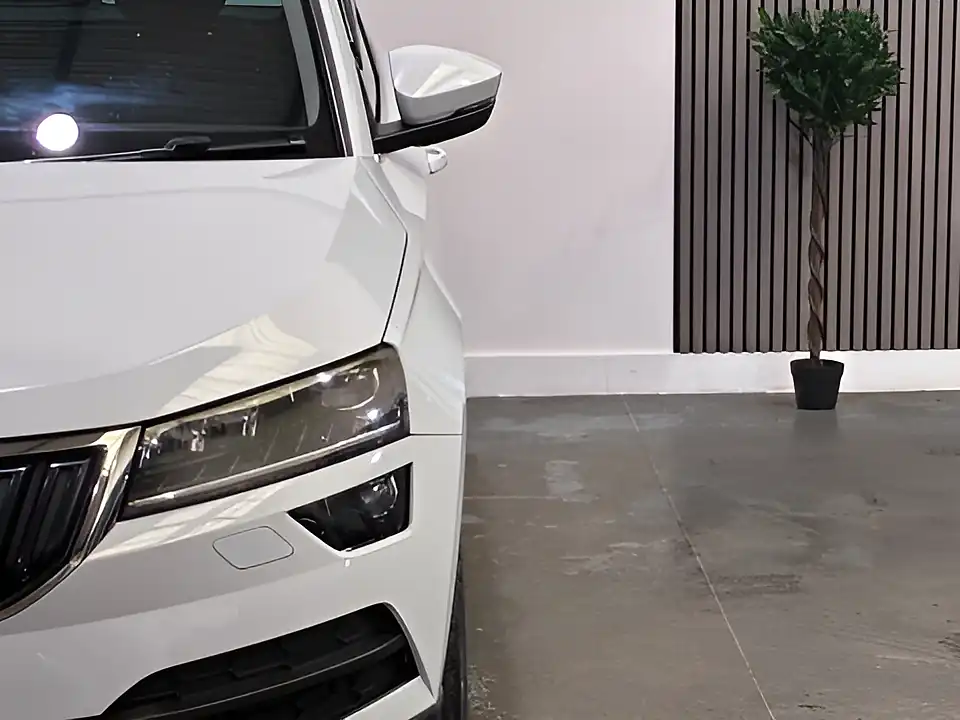 Used 2019 Skoda Karoq Edition White - Interior and Exterior details 18