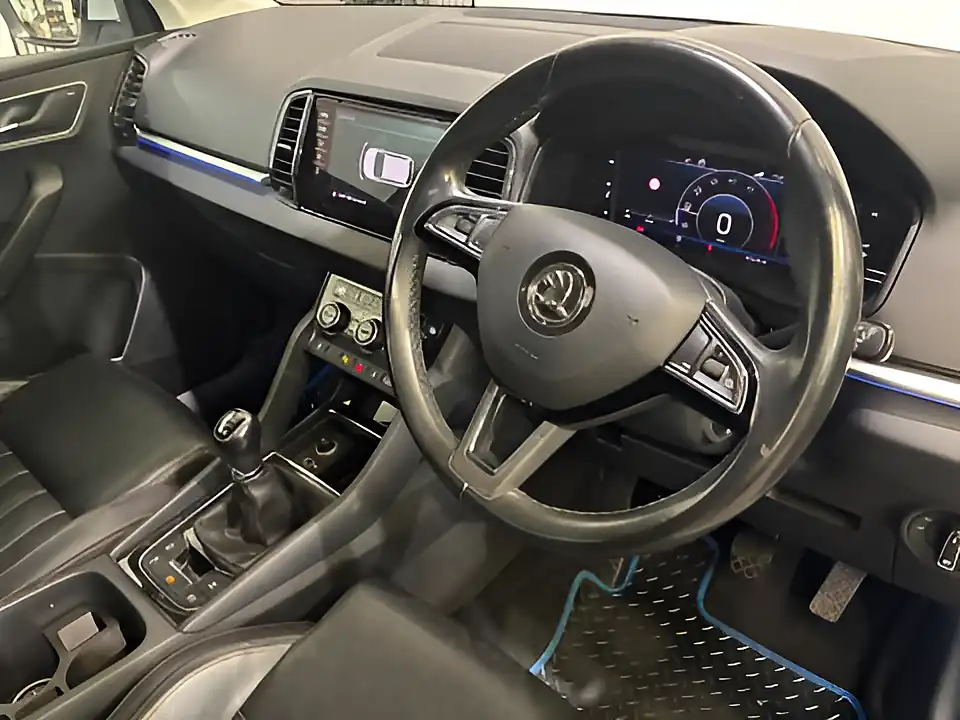 Used 2019 Skoda Karoq Edition White - Interior and Exterior details 3