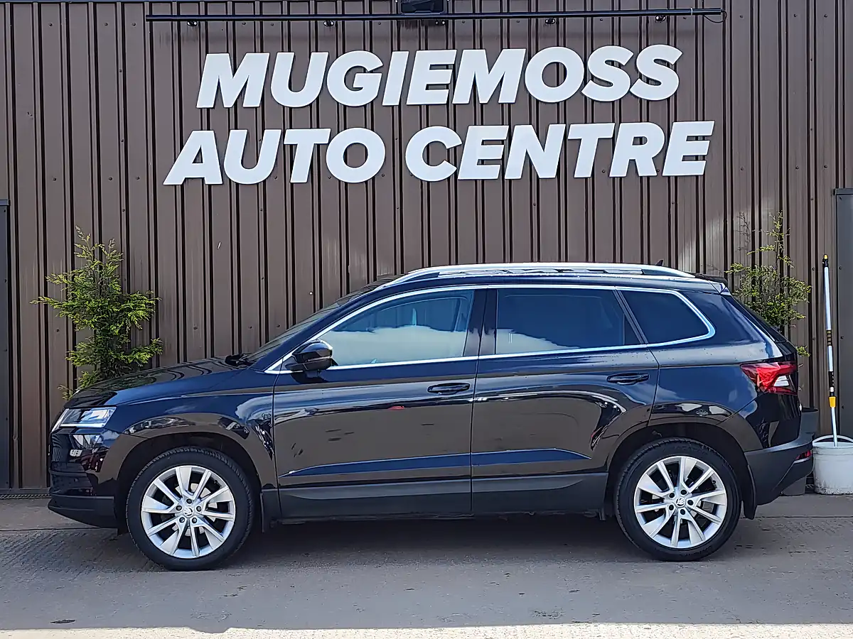 Used 2019 Skoda Karoq Se L Black - Interior and Exterior details 4