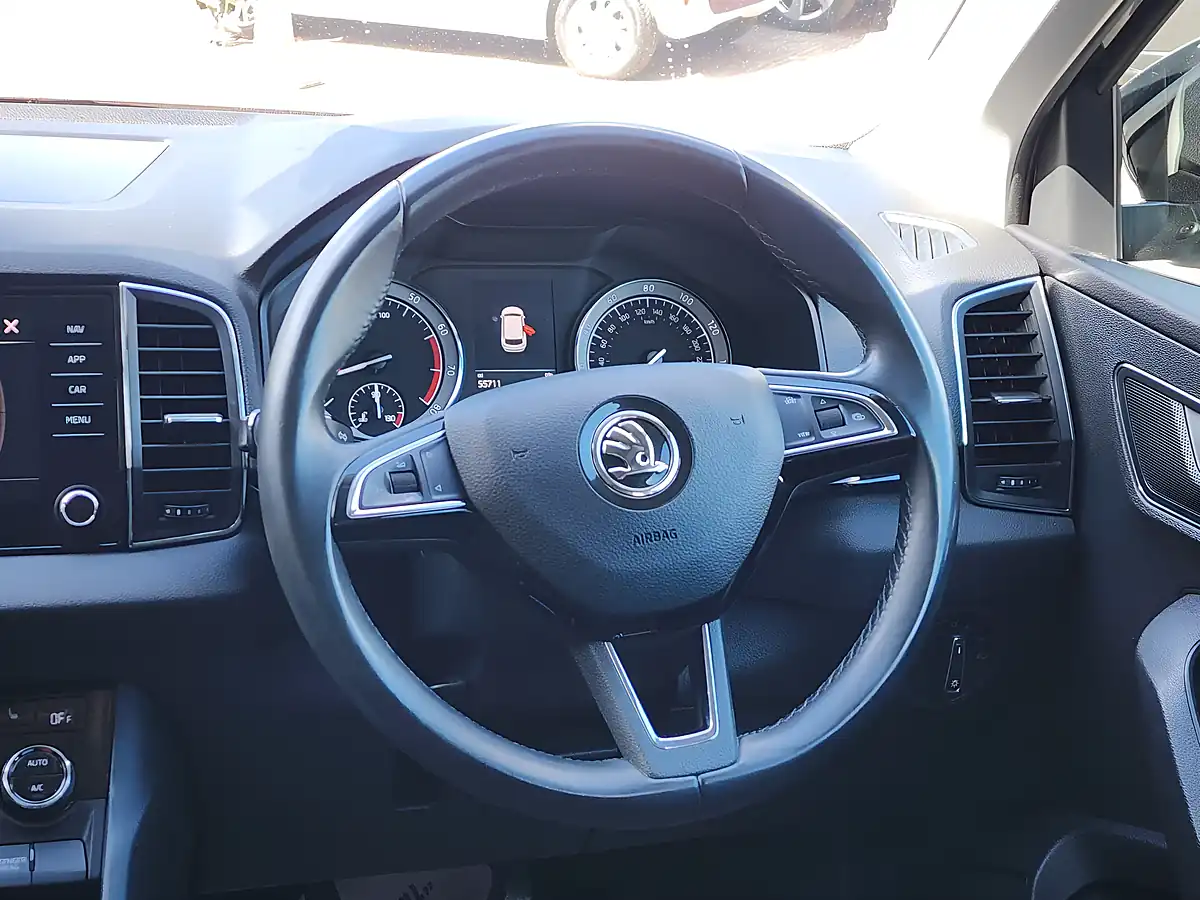 Used 2019 Skoda Karoq Se L Black - Interior and Exterior details 8