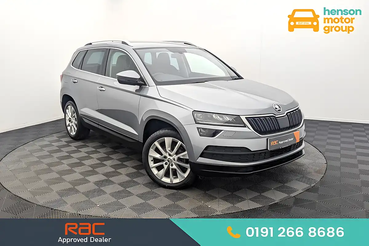 Used 2019 Skoda Karoq Se L Grey - Front View