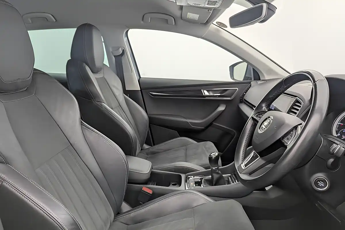 Used 2019 Skoda Karoq Se L Grey - Interior and Exterior details 10