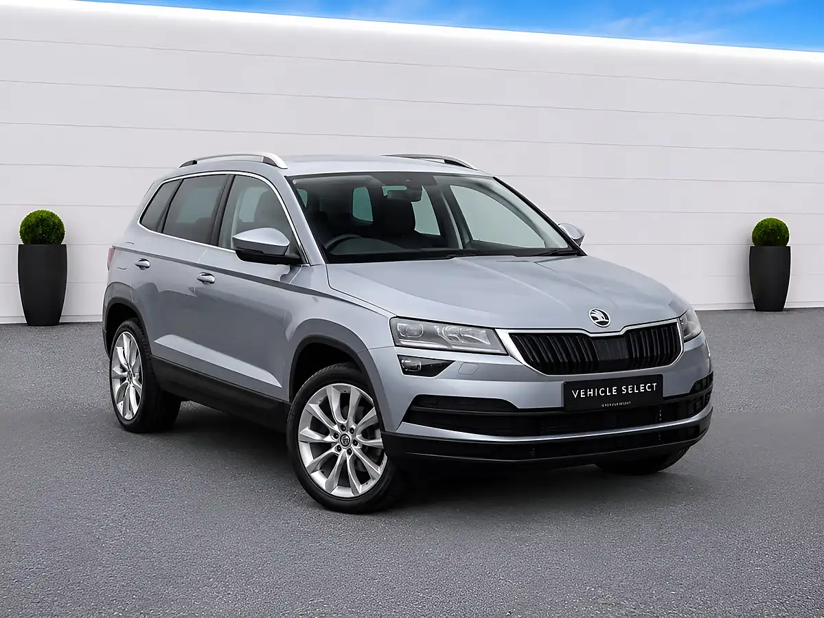 Used 2019 Skoda Karoq Se L Grey - Front View