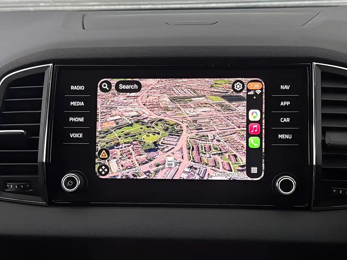 Used 2019 Skoda Karoq Se L Grey - Interior and Exterior details 4