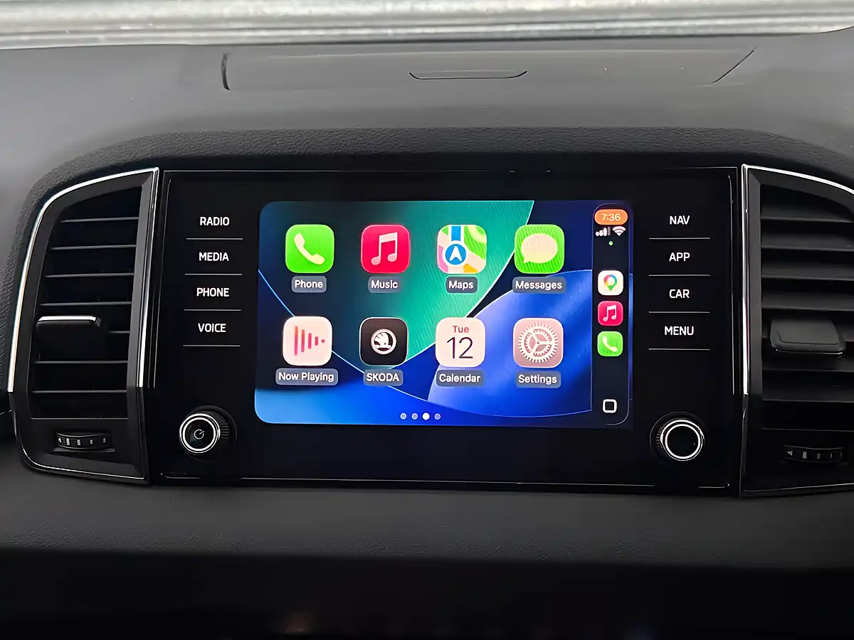 Used 2019 Skoda Karoq Se L Grey - Interior and Exterior details 5