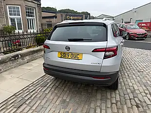 Used 2019 Skoda Karoq Se L Silver - Interior and Exterior details 11