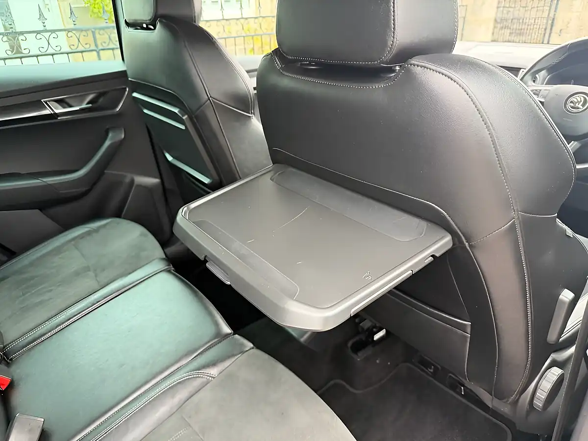 Used 2019 Skoda Karoq Se L Silver - Interior and Exterior details 14