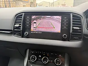 Used 2019 Skoda Karoq Se L Silver - Interior and Exterior details 15