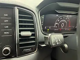 Used 2019 Skoda Karoq Se L Silver - Interior and Exterior details 19