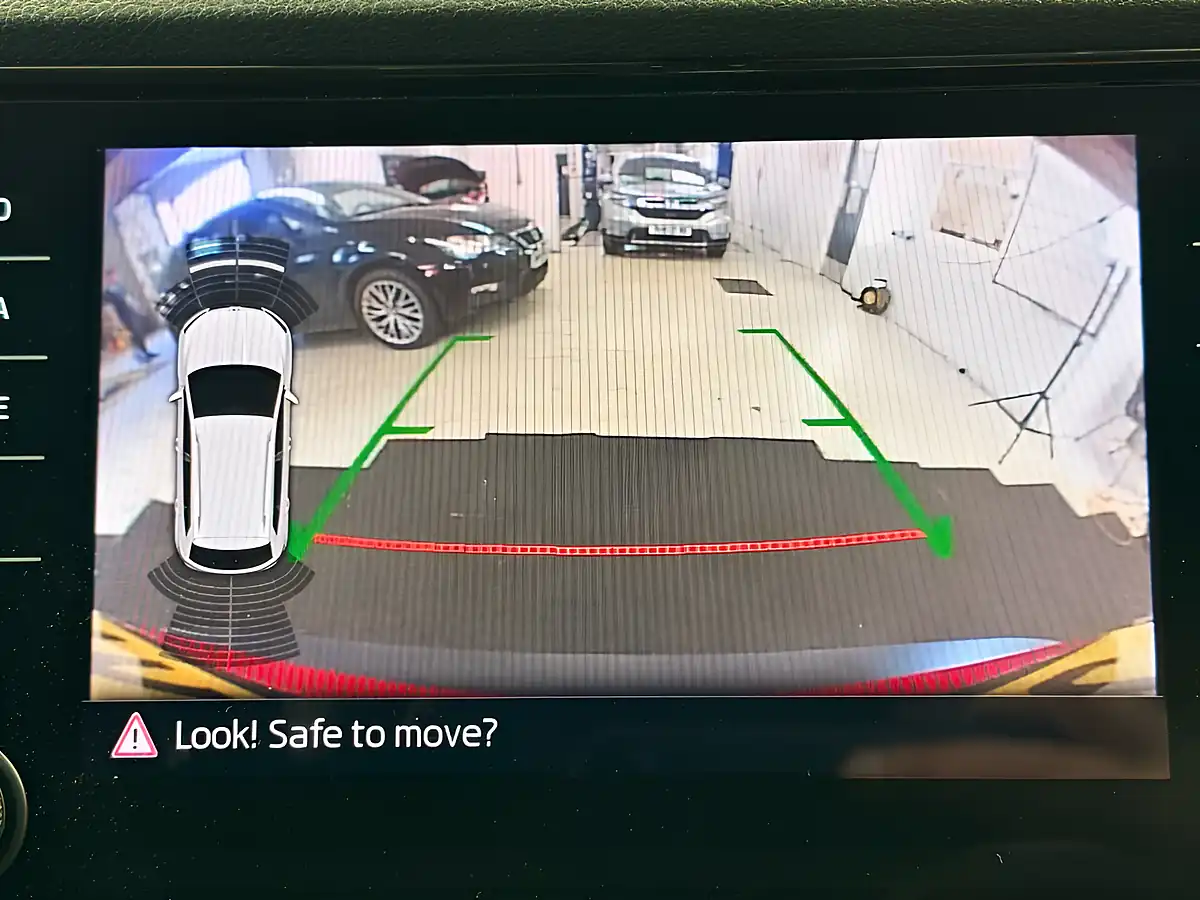Used 2019 Skoda Karoq Se L Velvet Red - Interior and Exterior details 14
