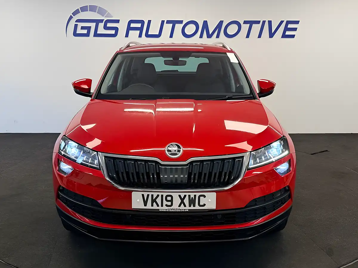 Used 2019 Skoda Karoq Se L Velvet Red - Interior and Exterior details 6