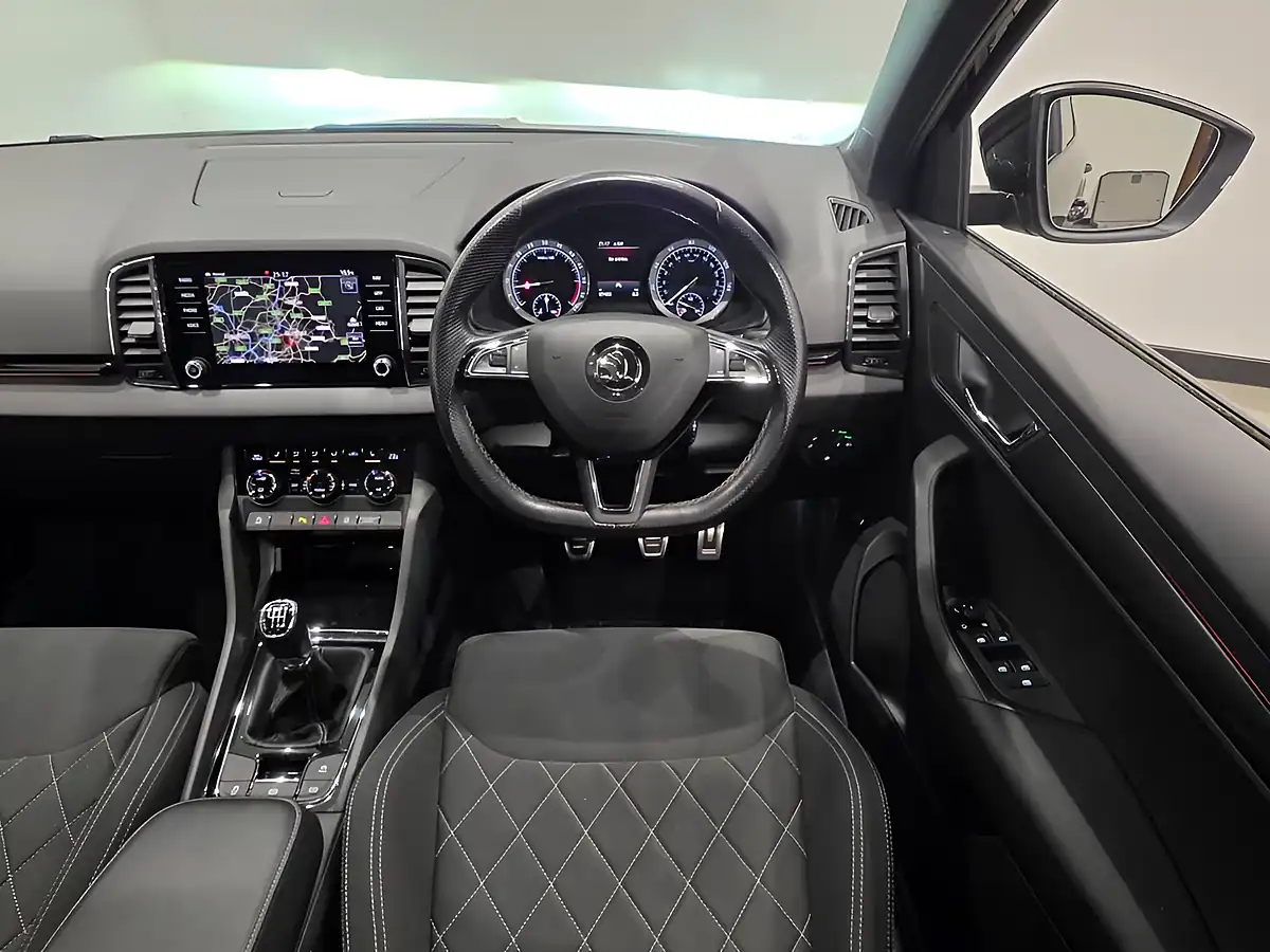 Used 2019 Skoda Karoq Sportline Black - Interior and Exterior details 18