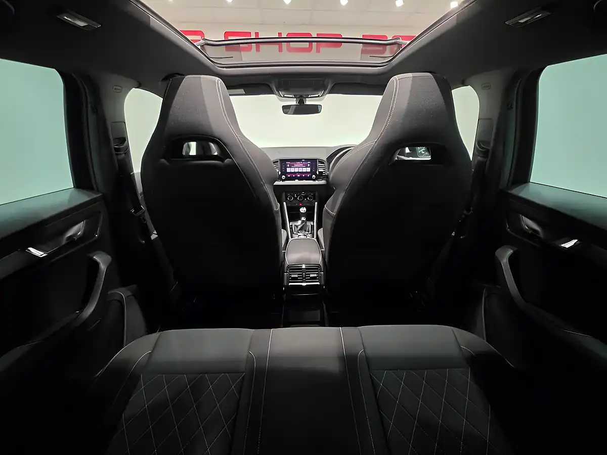 Used 2019 Skoda Karoq Sportline Black - Interior and Exterior details 7