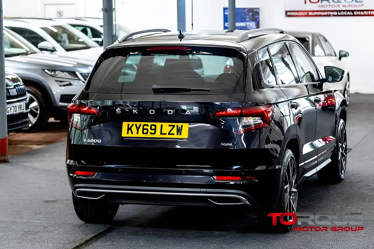 Used 2019 Skoda Karoq Sportline Black - Interior and Exterior details 7