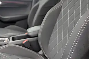 Used 2019 Skoda Karoq Sportline White - Interior and Exterior details 13