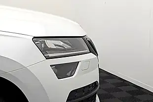 Used 2019 Skoda Karoq Sportline White - Interior and Exterior details 17
