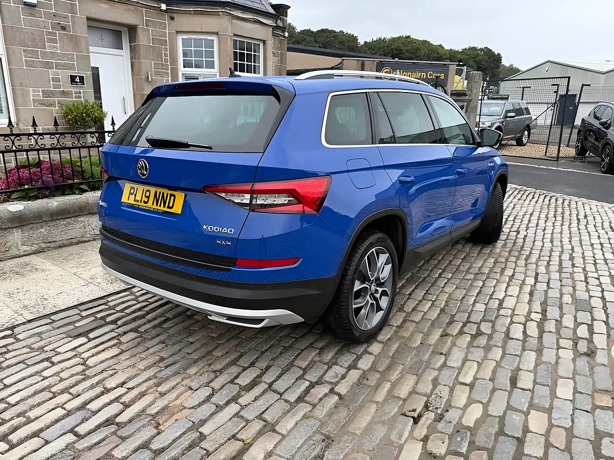 Used 2019 Skoda Kodiaq Scout Energy Blue - Interior and Exterior details 5