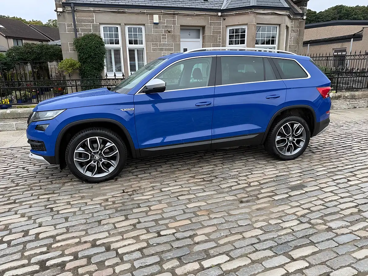 Used 2019 Skoda Kodiaq Scout Energy Blue - Interior and Exterior details 8