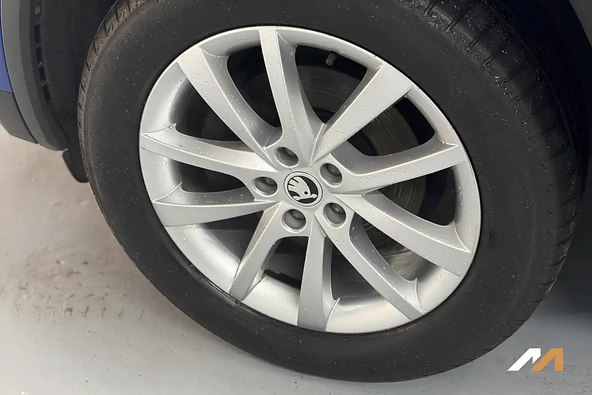 Used 2019 Skoda Kodiaq Se Blue - Interior and Exterior details 14