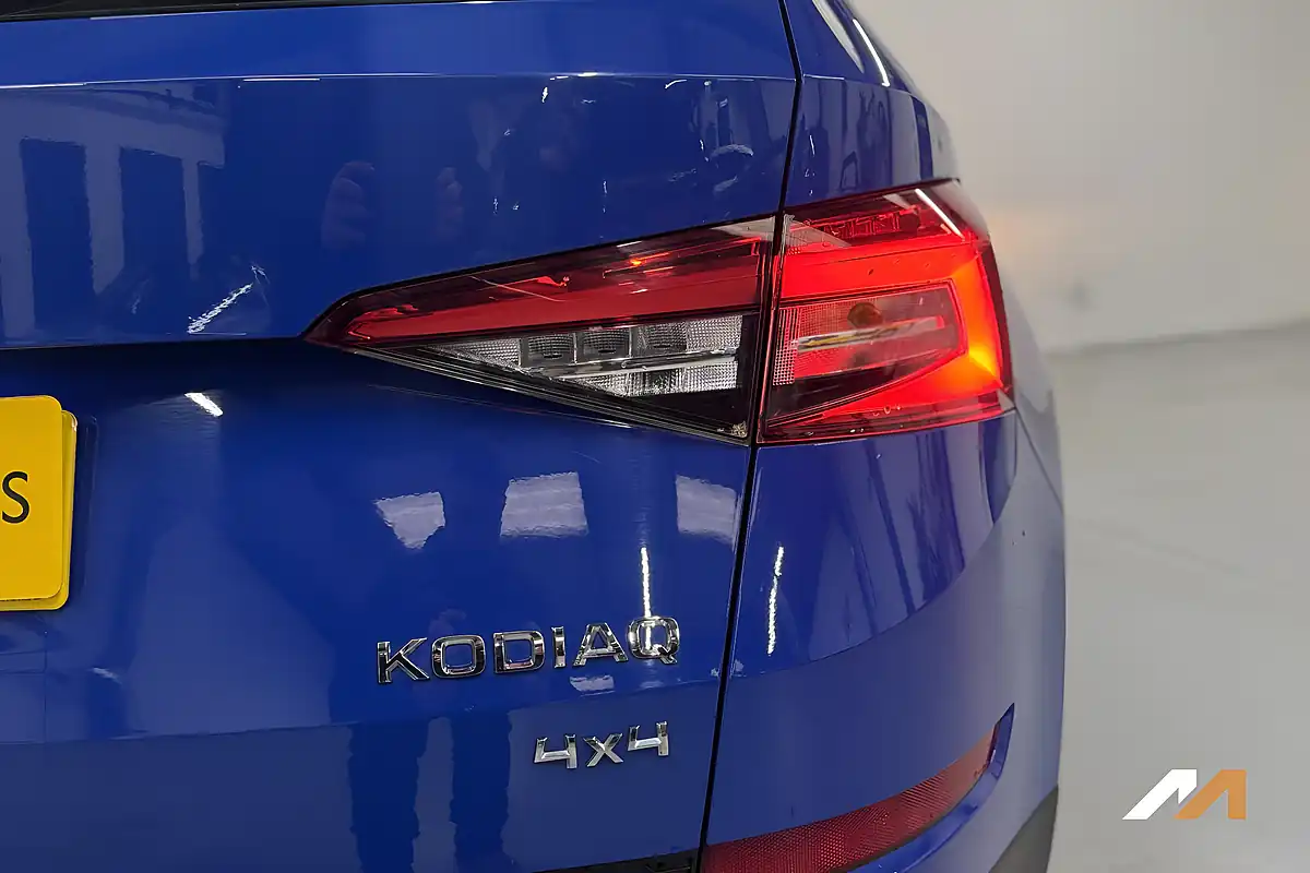 Used 2019 Skoda Kodiaq Se Blue - Interior and Exterior details 17