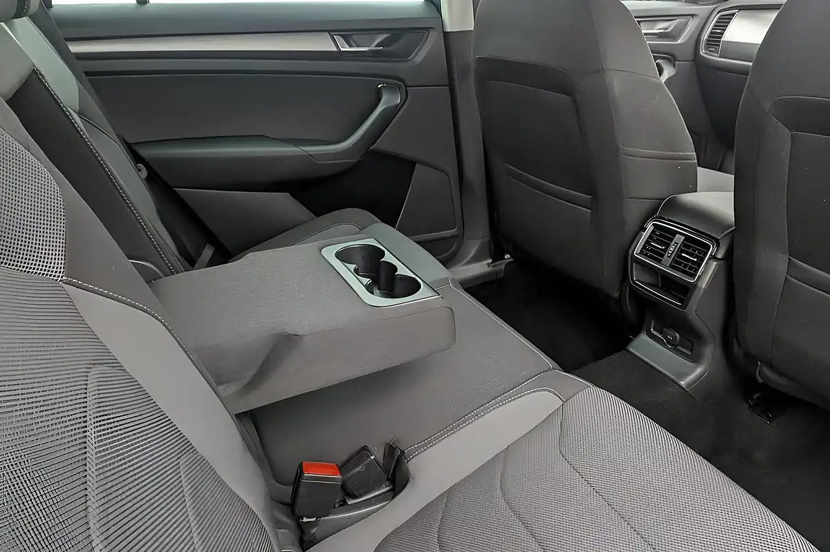 Used 2019 Skoda Kodiaq Se Grey - Interior and Exterior details 16