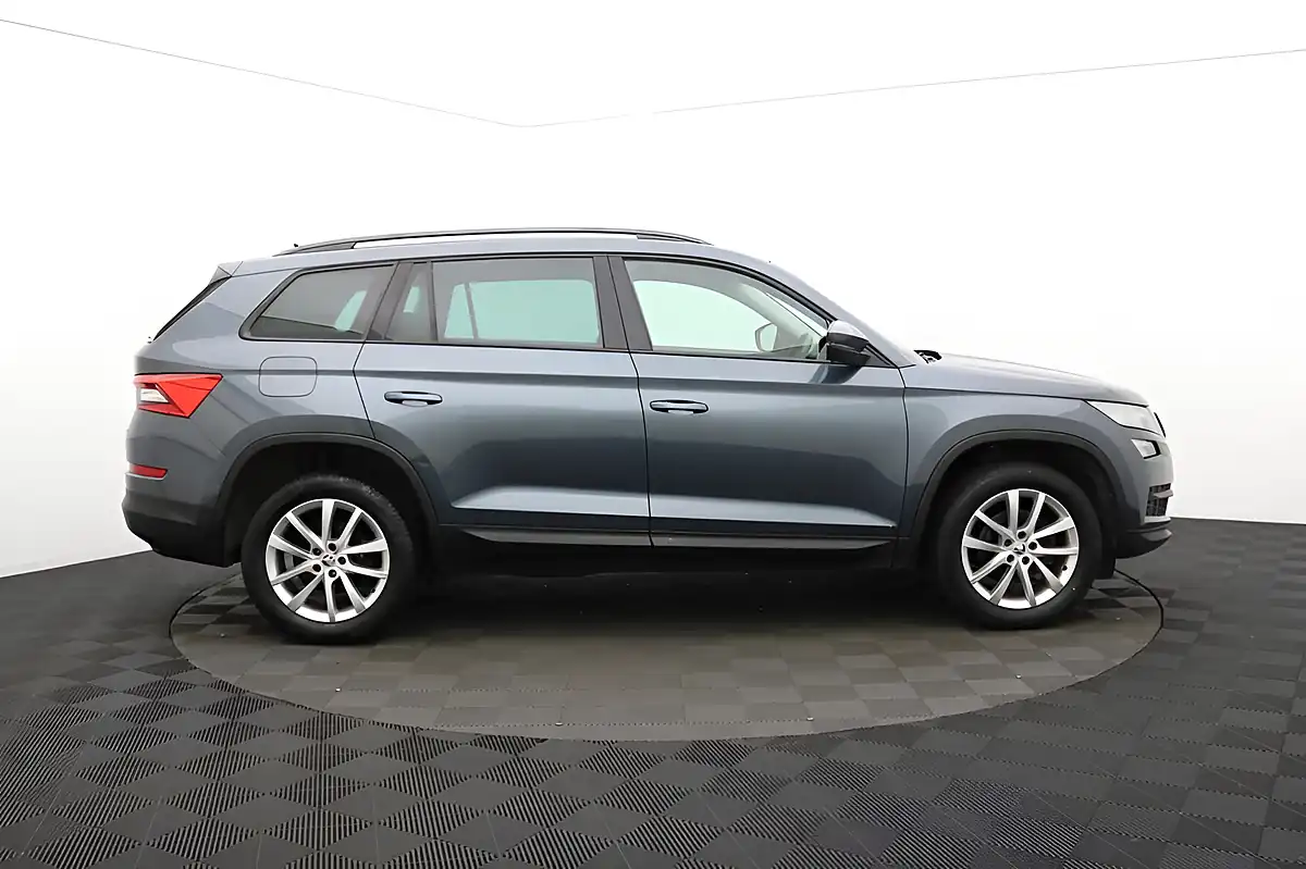 Used 2019 Skoda Kodiaq Se Grey - Interior and Exterior details 2