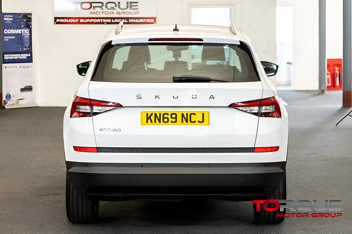 Used 2019 Skoda Kodiaq Se L White - Interior and Exterior details 6