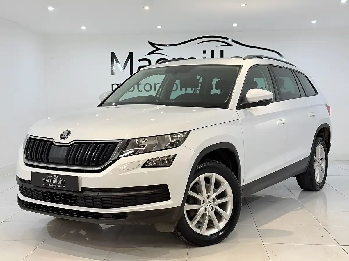 Used 2019 Skoda Kodiaq Se White - Interior and Exterior details 5