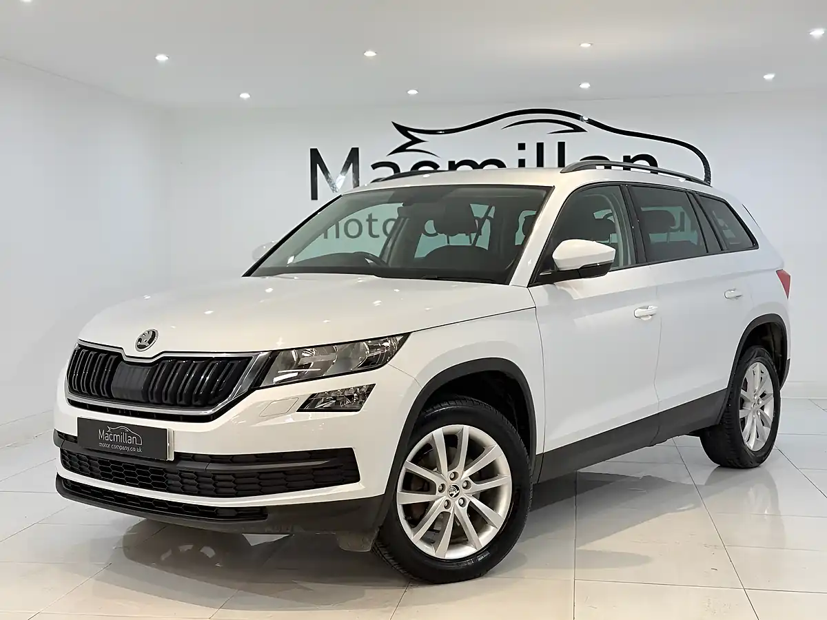 Used 2019 Skoda Kodiaq Se White - Interior and Exterior details 6