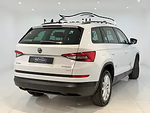 Used 2019 Skoda Kodiaq Se White - Interior and Exterior details 9