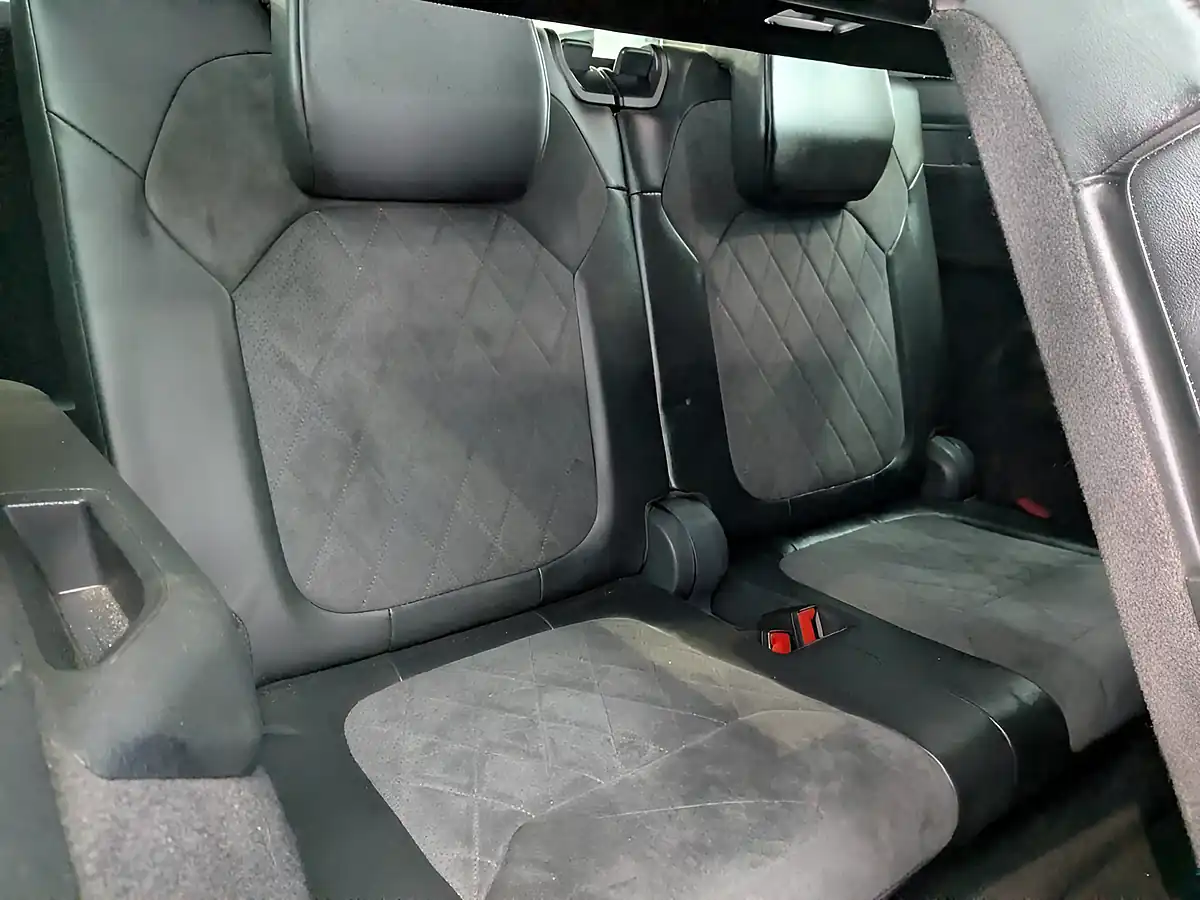 Used 2019 Skoda Kodiaq Sportline Meteor Grey - Interior and Exterior details 12