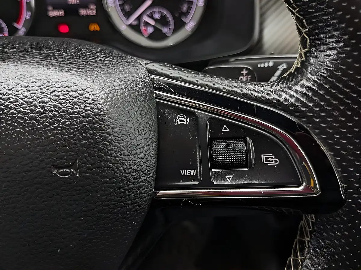 Used 2019 Skoda Kodiaq Sportline Meteor Grey - Interior and Exterior details 14