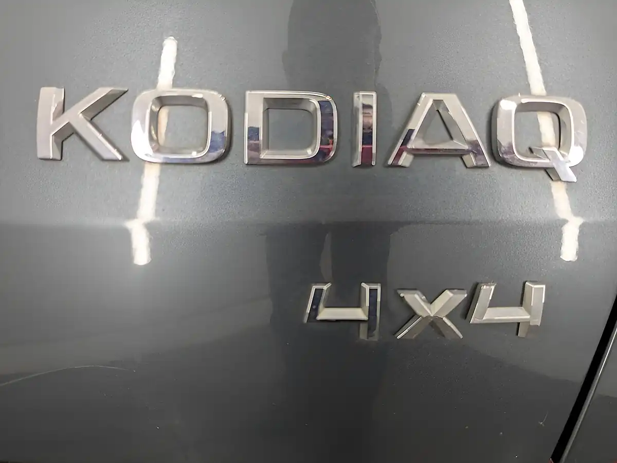 Used 2019 Skoda Kodiaq Sportline Meteor Grey - Interior and Exterior details 19