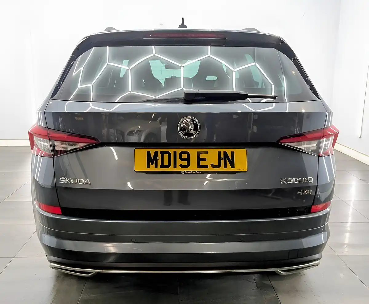 Used 2019 Skoda Kodiaq Sportline Meteor Grey - Interior and Exterior details 8