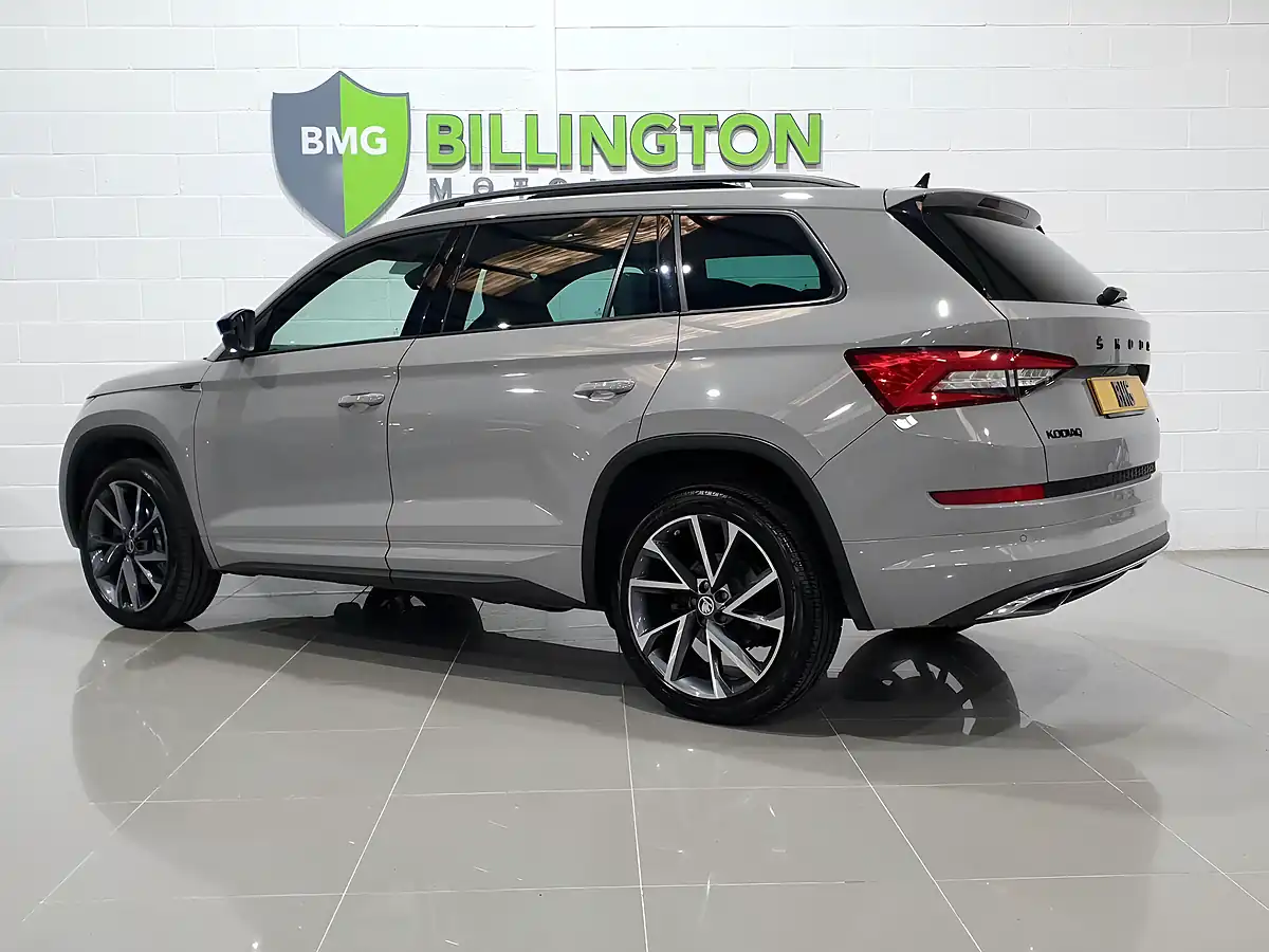 Used 2019 Skoda Kodiaq Sportline Meteor Grey - Interior and Exterior details 5