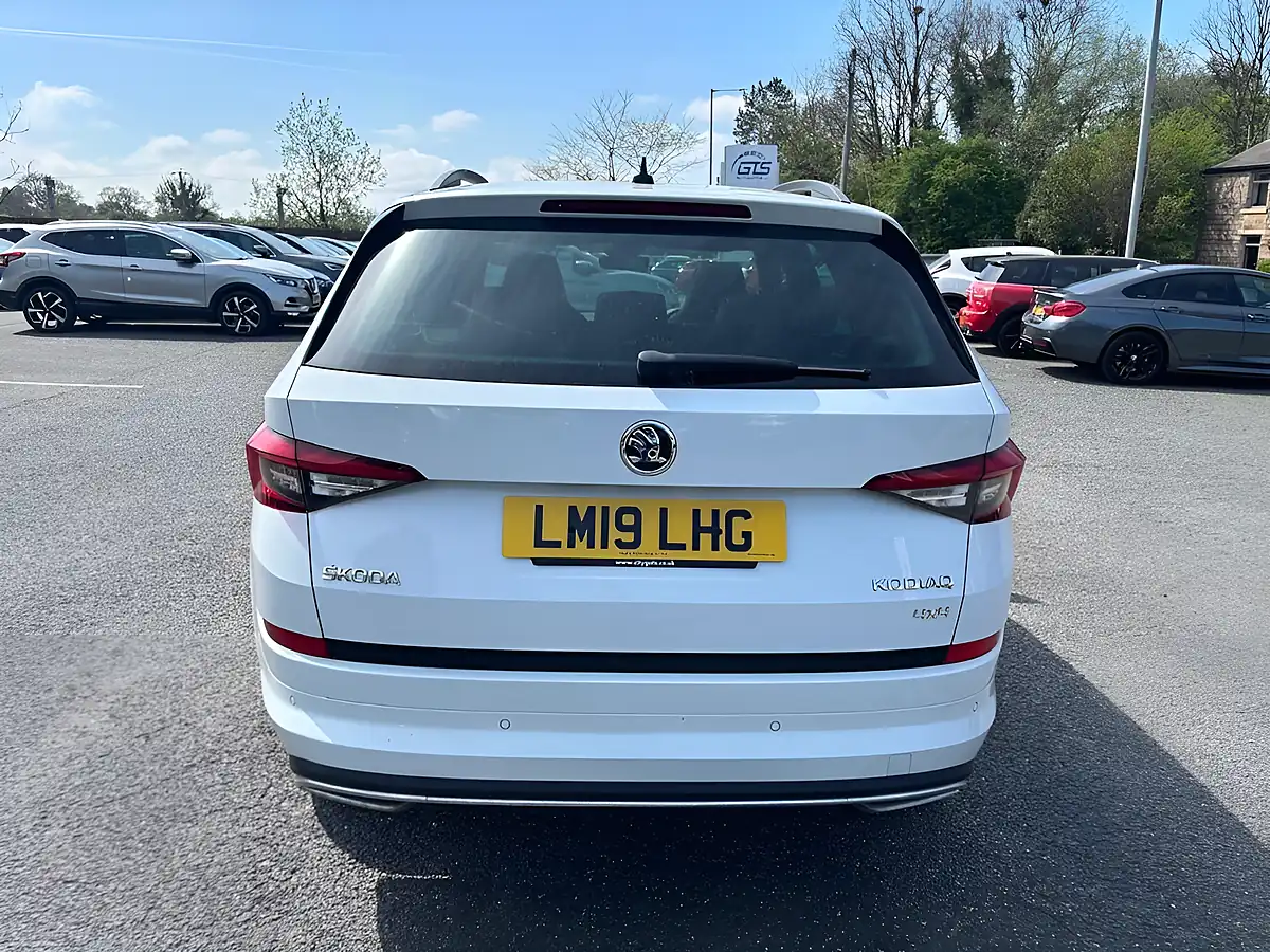 Used 2019 Skoda Kodiaq Sportline Moon White - Interior and Exterior details 11