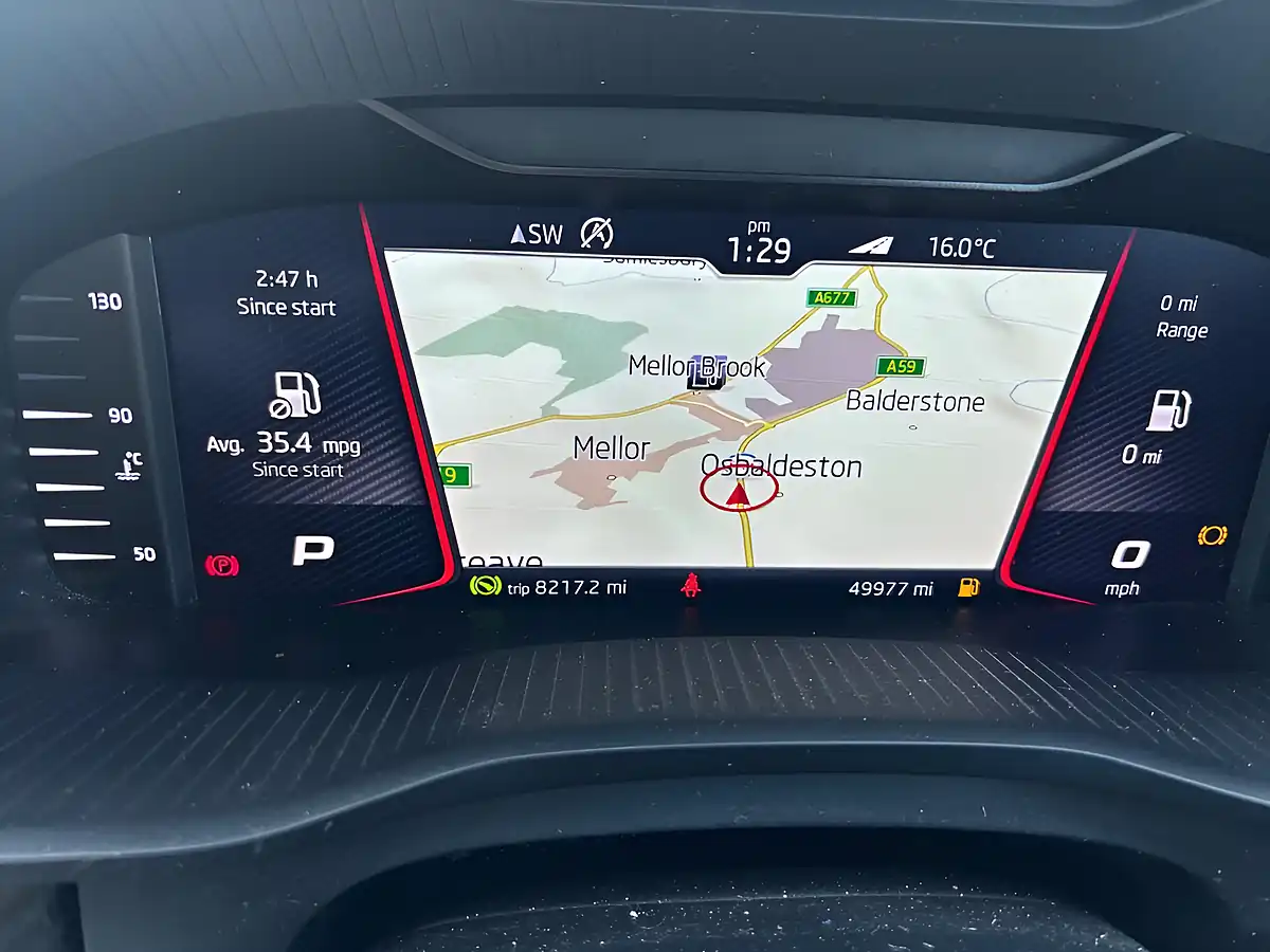 Used 2019 Skoda Kodiaq Sportline Moon White - Interior and Exterior details 12
