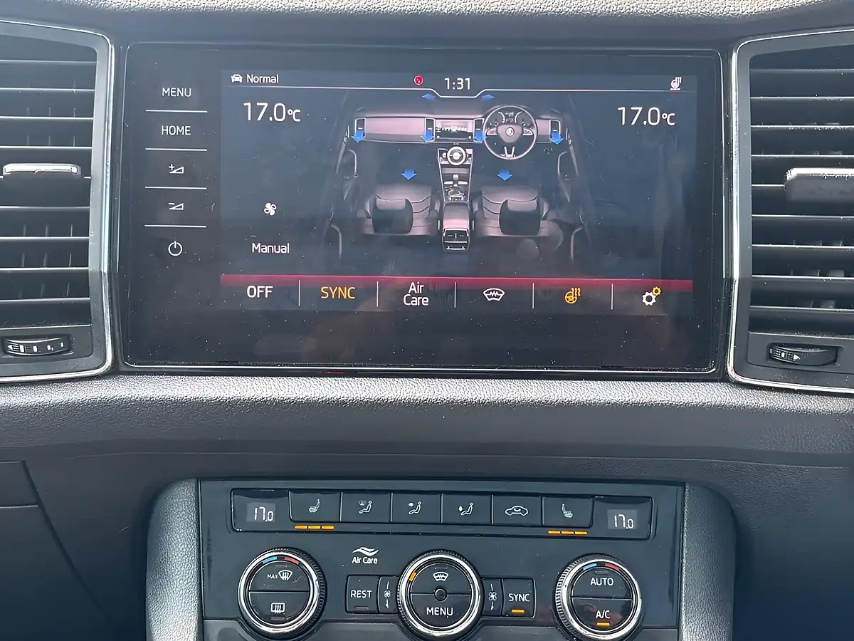 Used 2019 Skoda Kodiaq Sportline Moon White - Interior and Exterior details 14