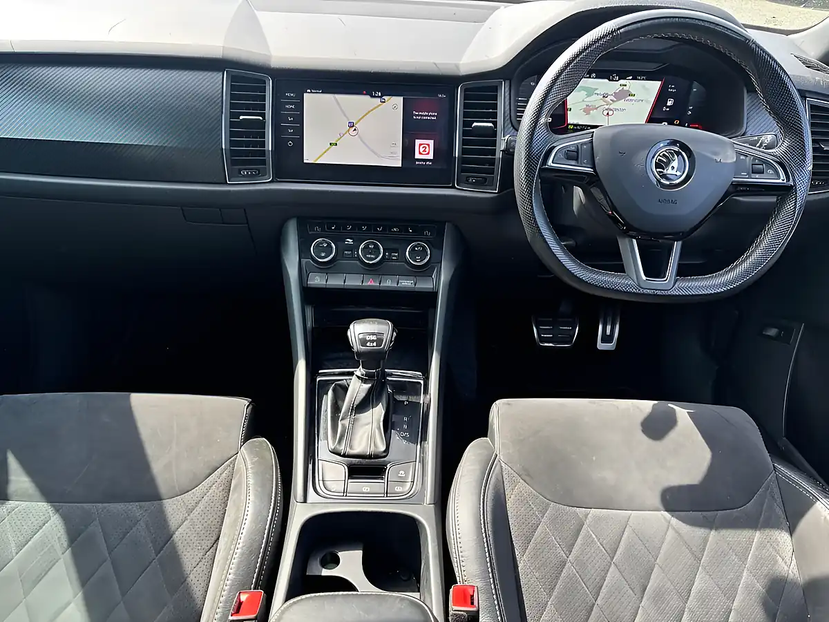 Used 2019 Skoda Kodiaq Sportline Moon White - Interior and Exterior details 16