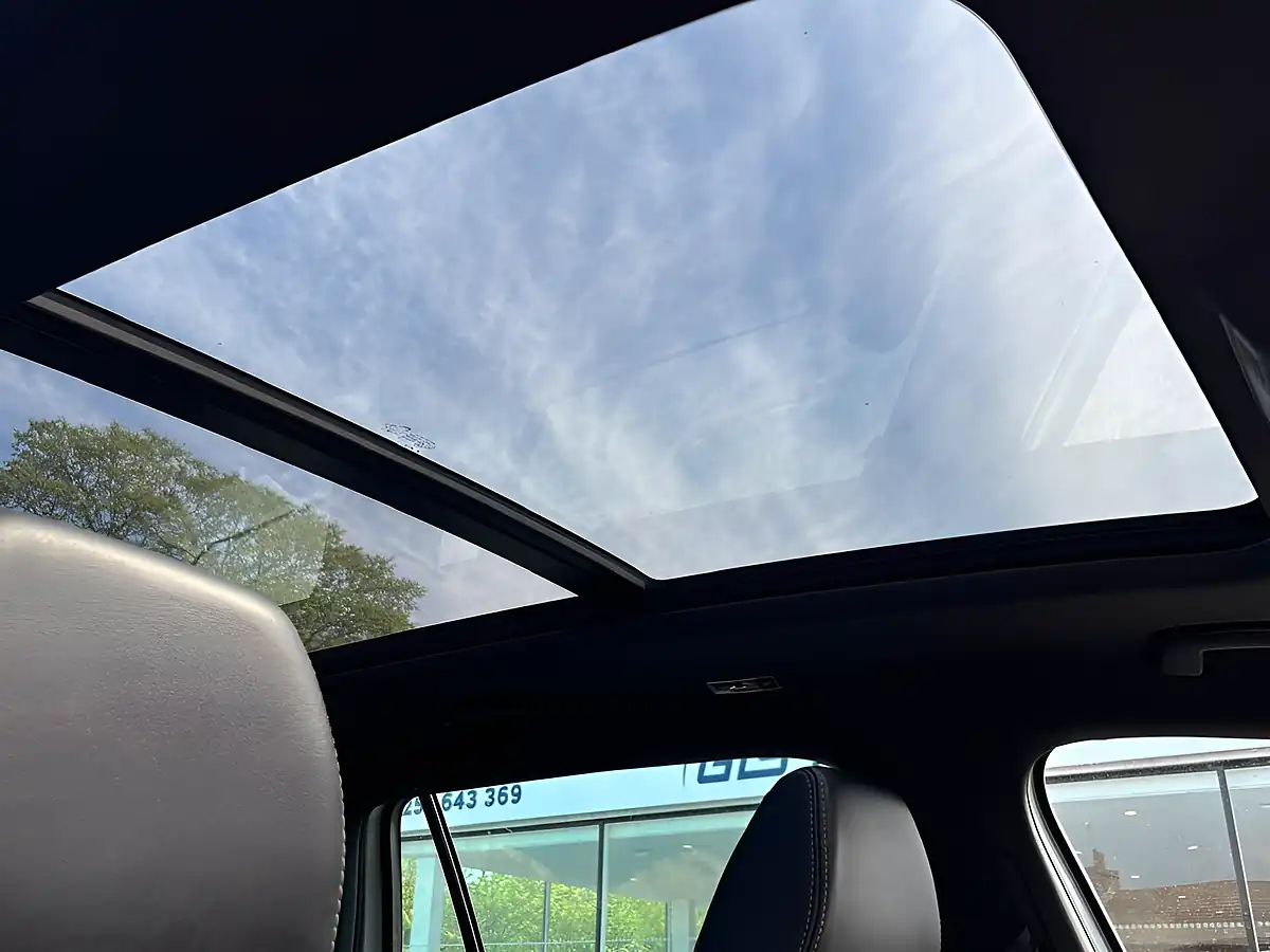 Used 2019 Skoda Kodiaq Sportline Moon White - Interior and Exterior details 3