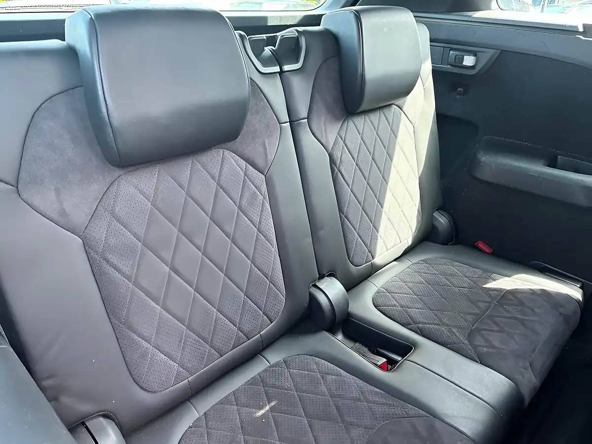 Used 2019 Skoda Kodiaq Sportline Moon White - Interior and Exterior details 6