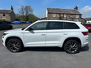 Used 2019 Skoda Kodiaq Sportline Moon White - Interior and Exterior details 7
