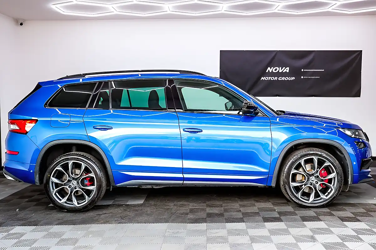 Used 2019 Skoda Kodiaq VRS Blue - Interior and Exterior details 5