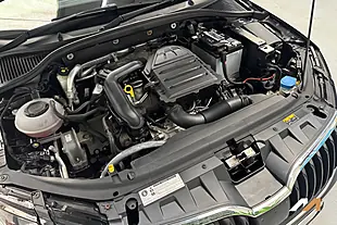 Used 2019 Skoda Octavia S Black - Interior and Exterior details 15