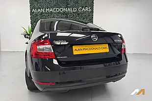 Used 2019 Skoda Octavia S Black - Interior and Exterior details 16
