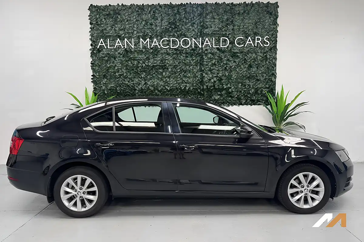 Used 2019 Skoda Octavia S Black - Interior and Exterior details 2