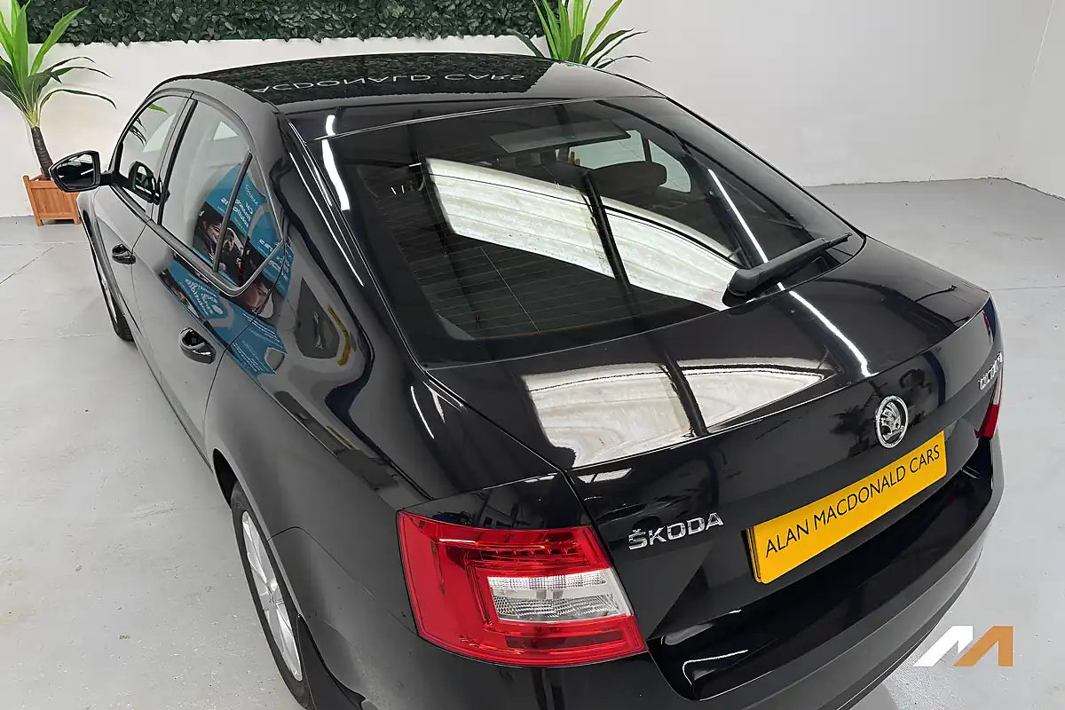 Used 2019 Skoda Octavia S Black - Interior and Exterior details 5
