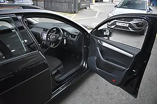 Used 2019 Skoda Octavia S Black - Interior and Exterior details 11