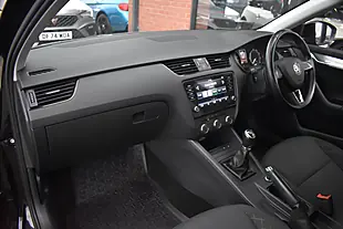 Used 2019 Skoda Octavia S Black - Interior and Exterior details 13