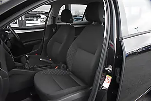 Used 2019 Skoda Octavia S Black - Interior and Exterior details 9